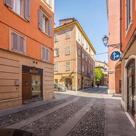 Emilia Suite Urban Modena Luaran gambar