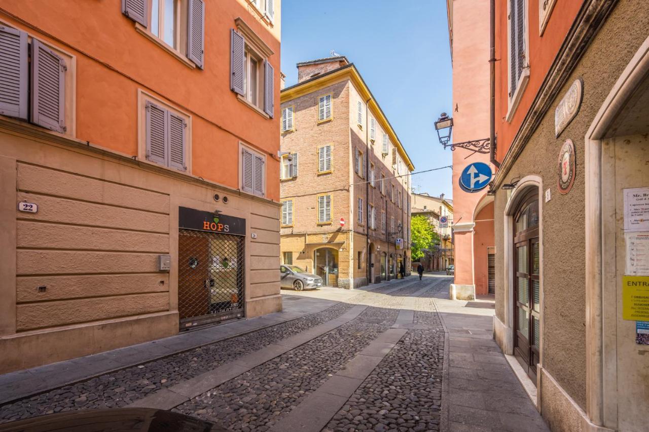 Emilia Suite Urban Modena Luaran gambar